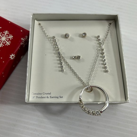 Genuine Crystal 8" Necklace Pendant 3 Earring Silver Tone Set Boxed New - Picture 2 of 9